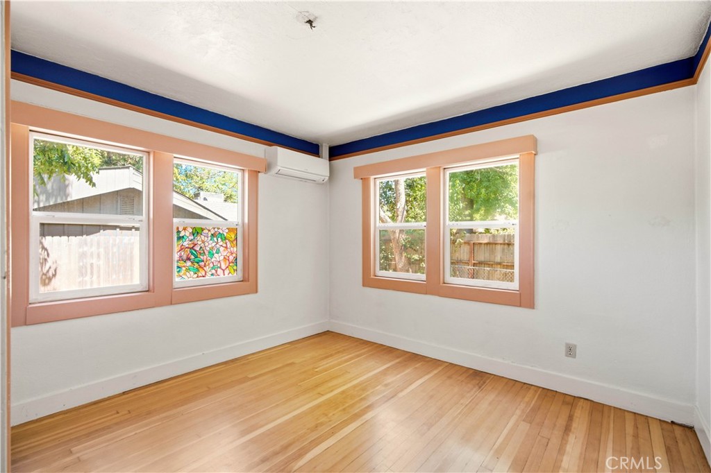 146 W 7th Avenue