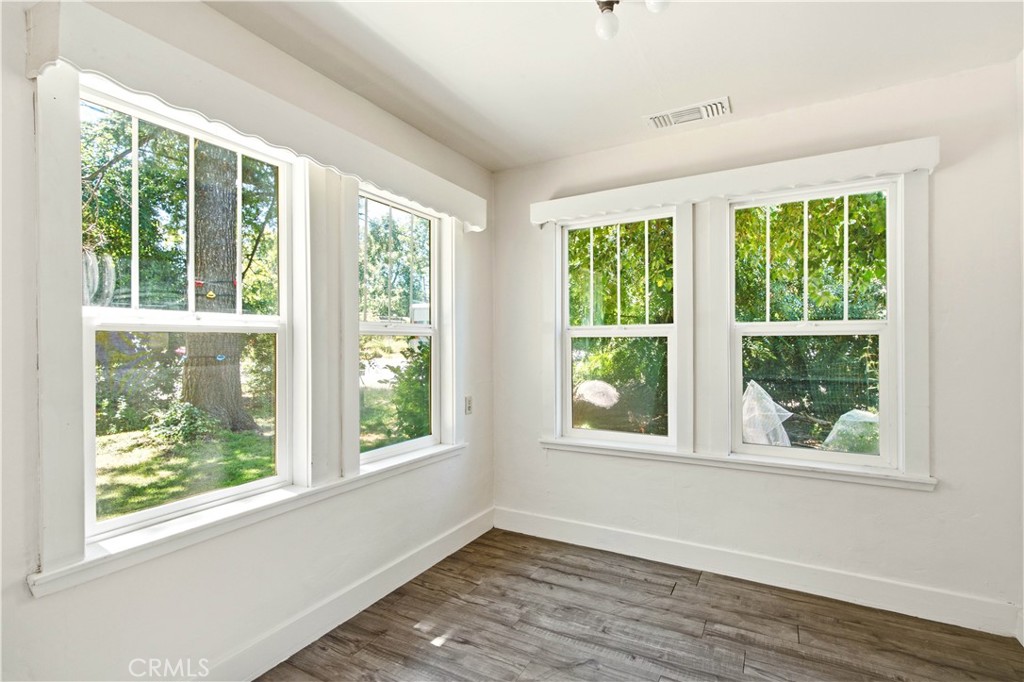146 W 7th Avenue