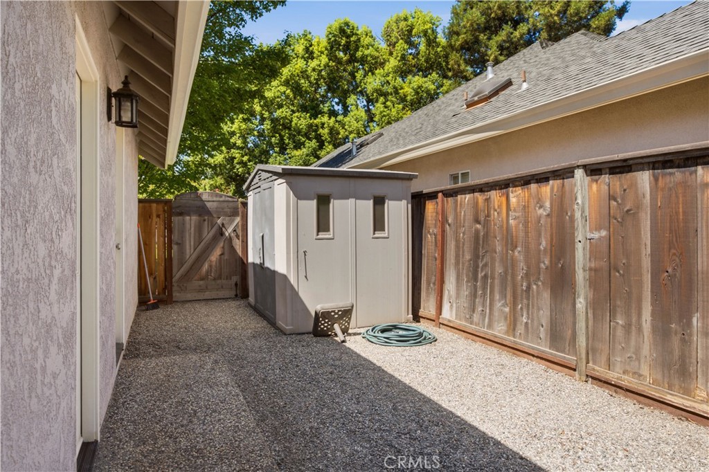 815 Westgate Court