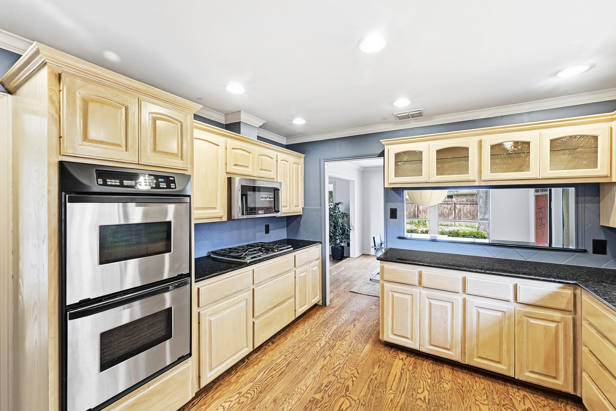 10923 Preston Trails DR