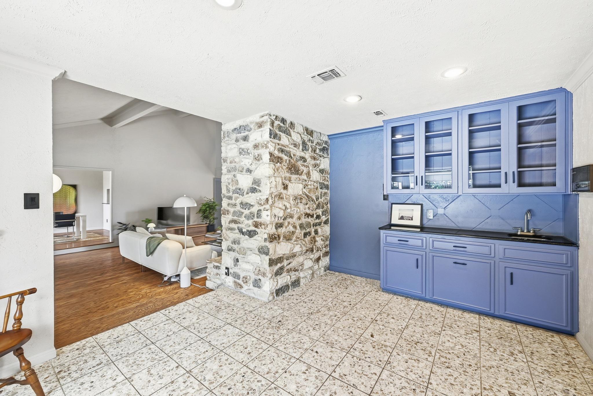 10923 Preston Trails DR