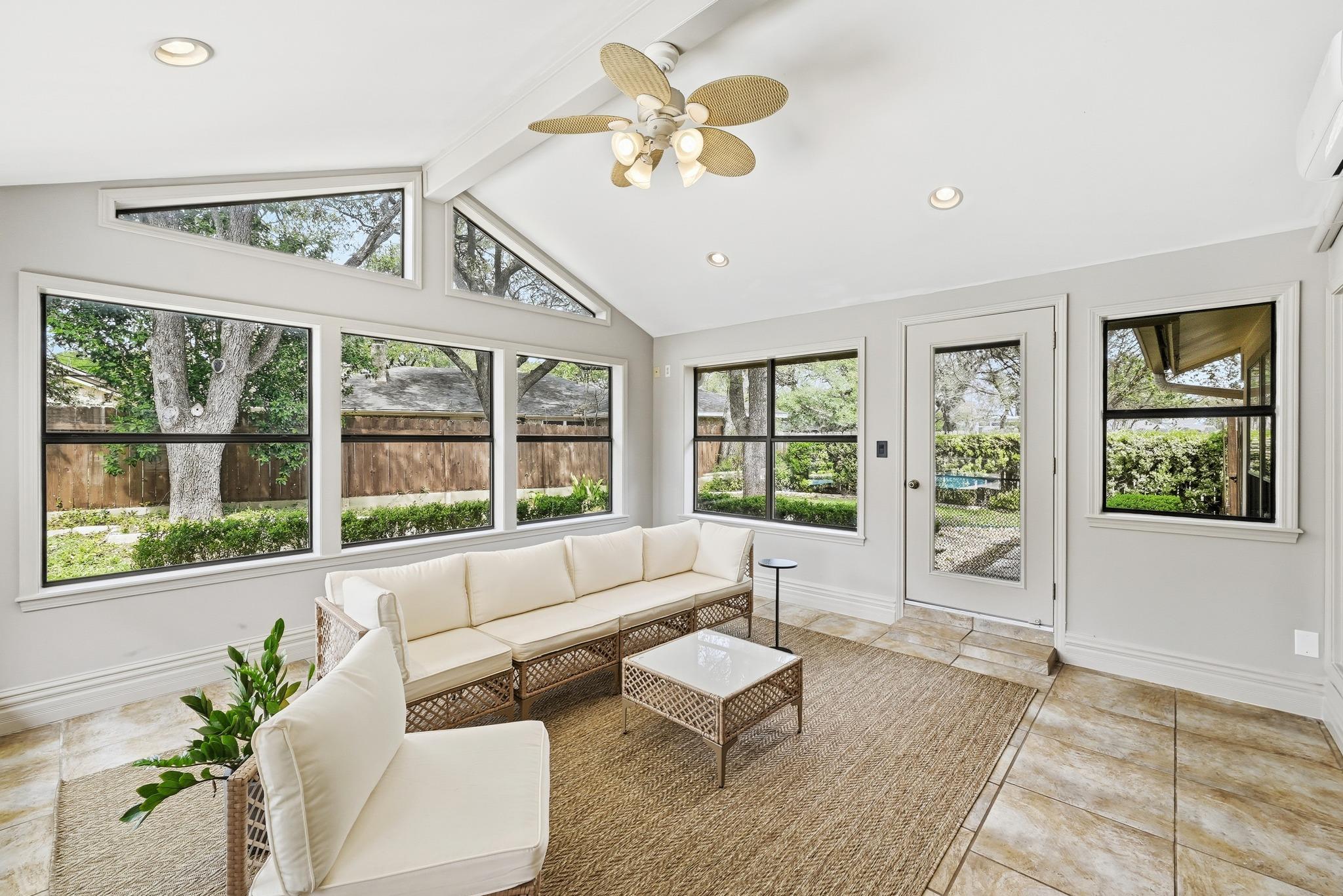 10923 Preston Trails DR