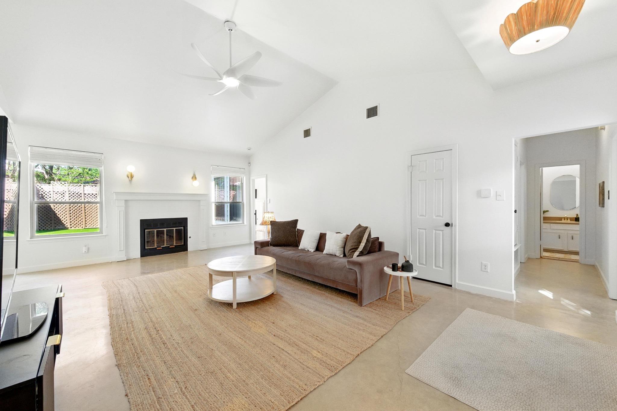 5807 Convict Hill RD