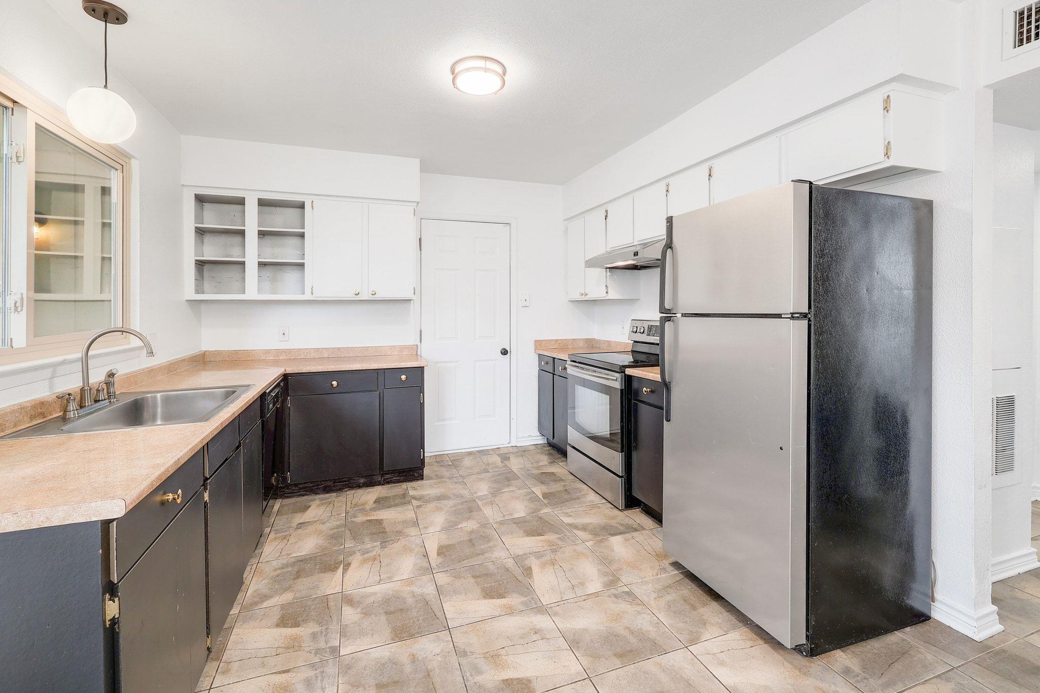 9534 Quail Village LN