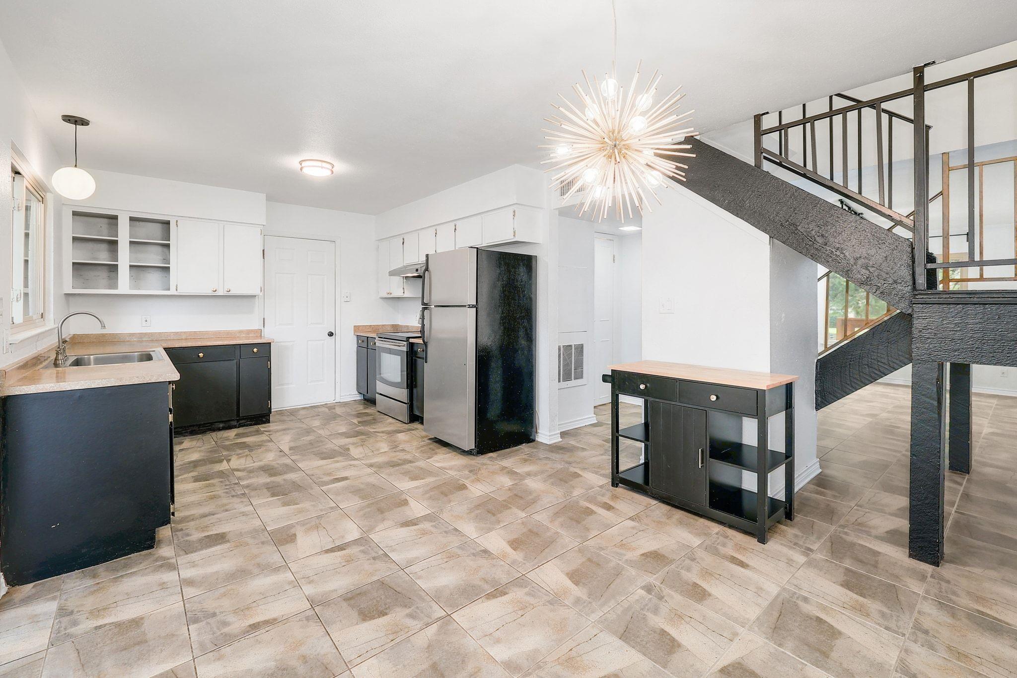 9534 Quail Village LN