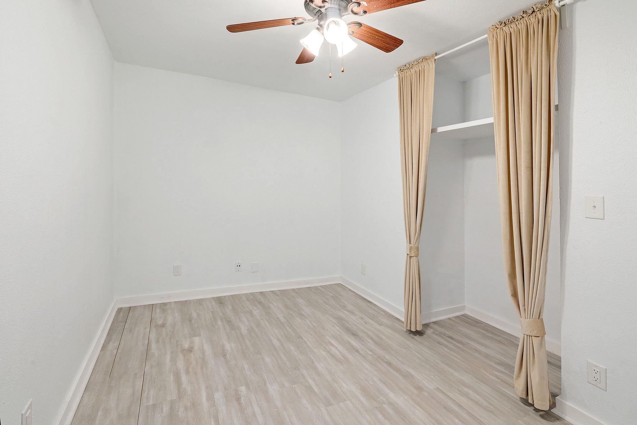 9534 Quail Village LN