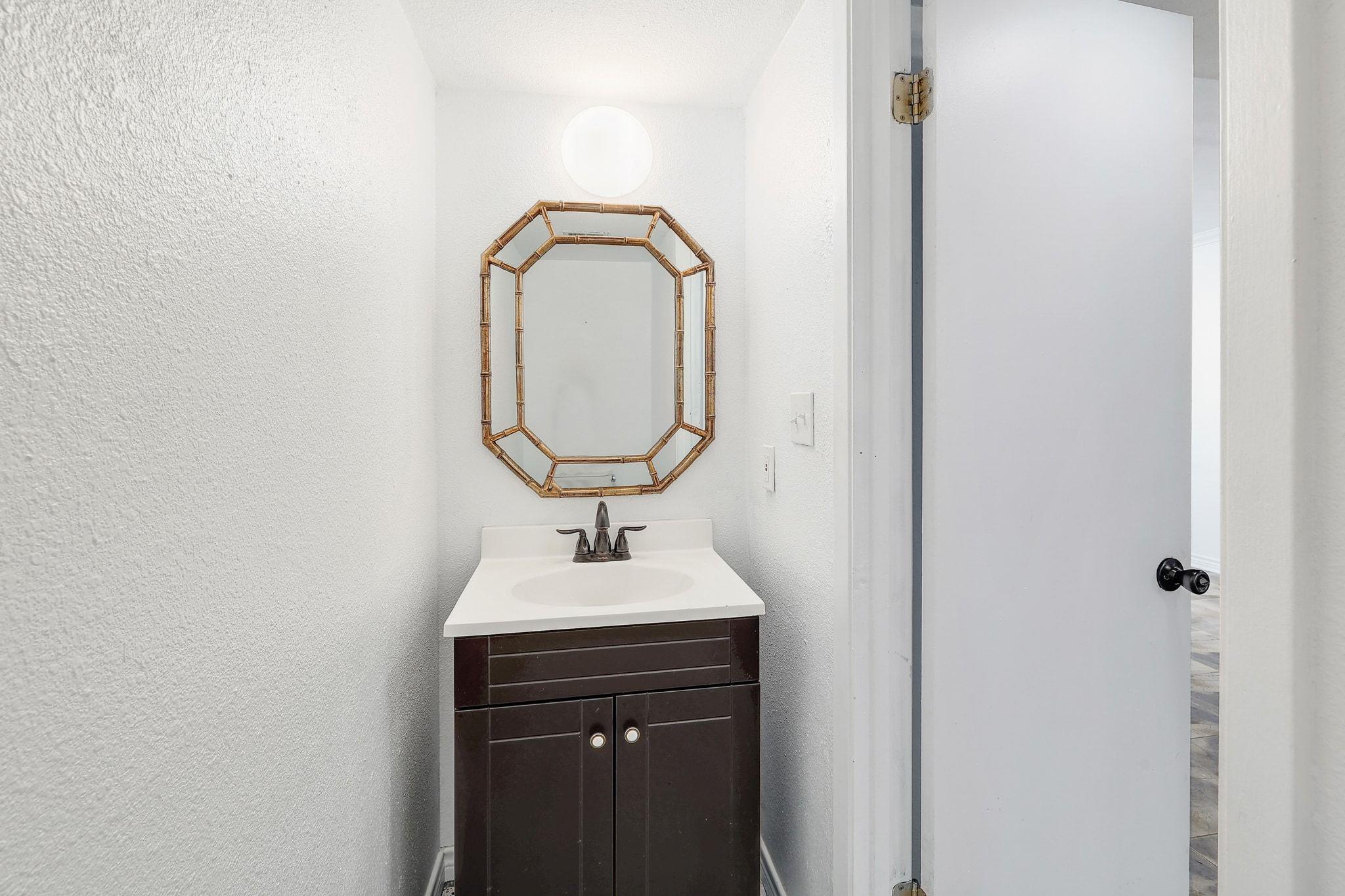 9534 Quail Village LN