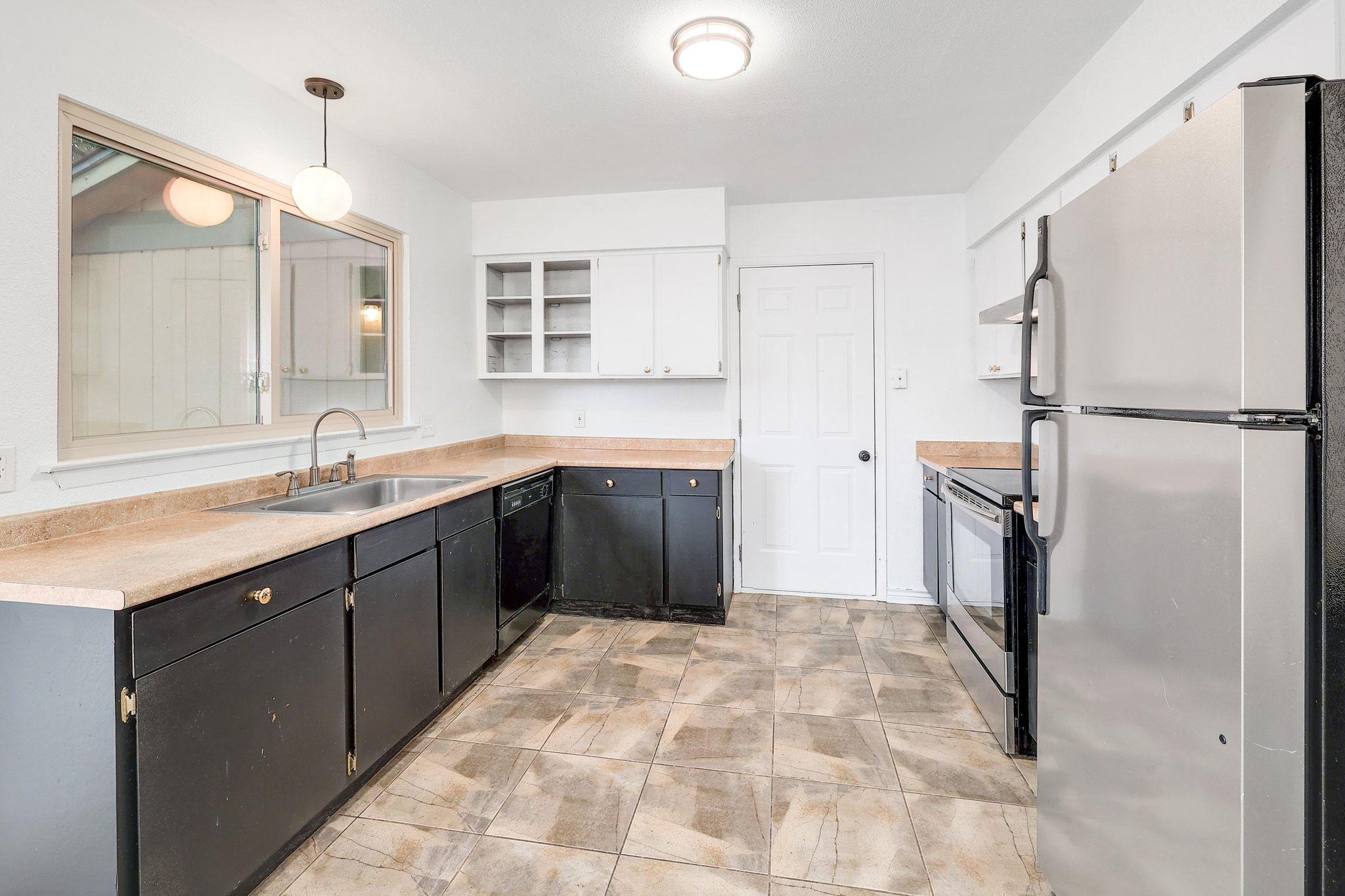 9534 Quail Village LN