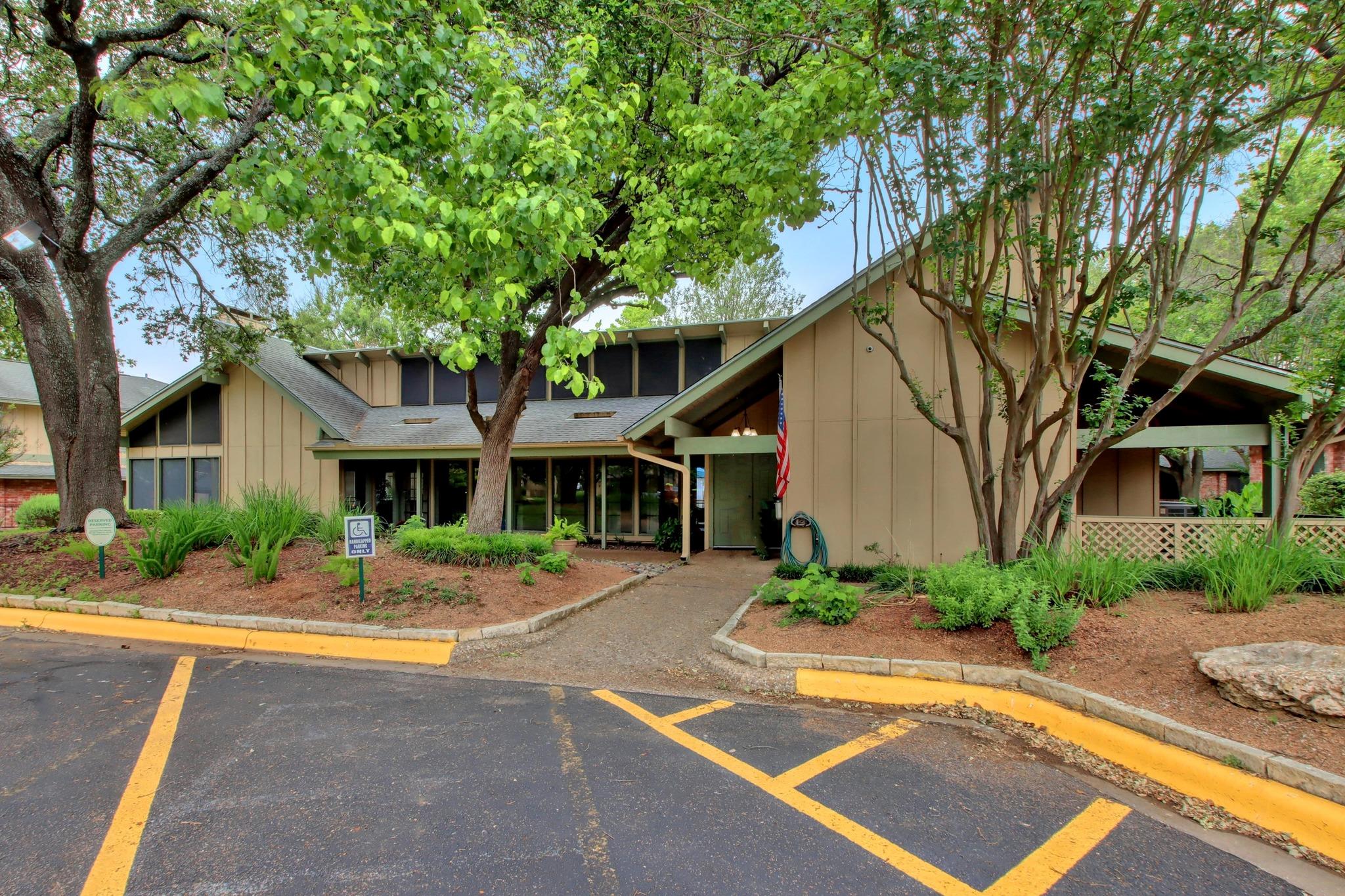 9534 Quail Village LN