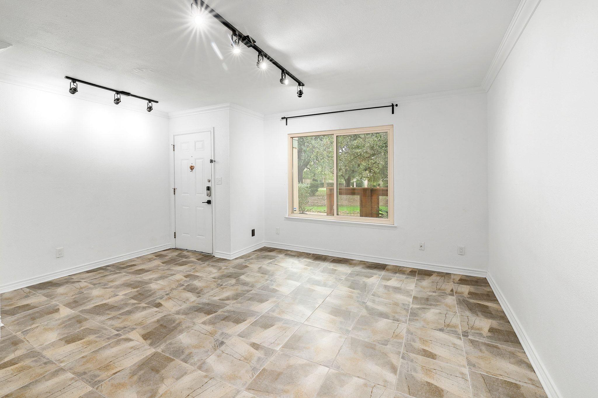 9534 Quail Village LN