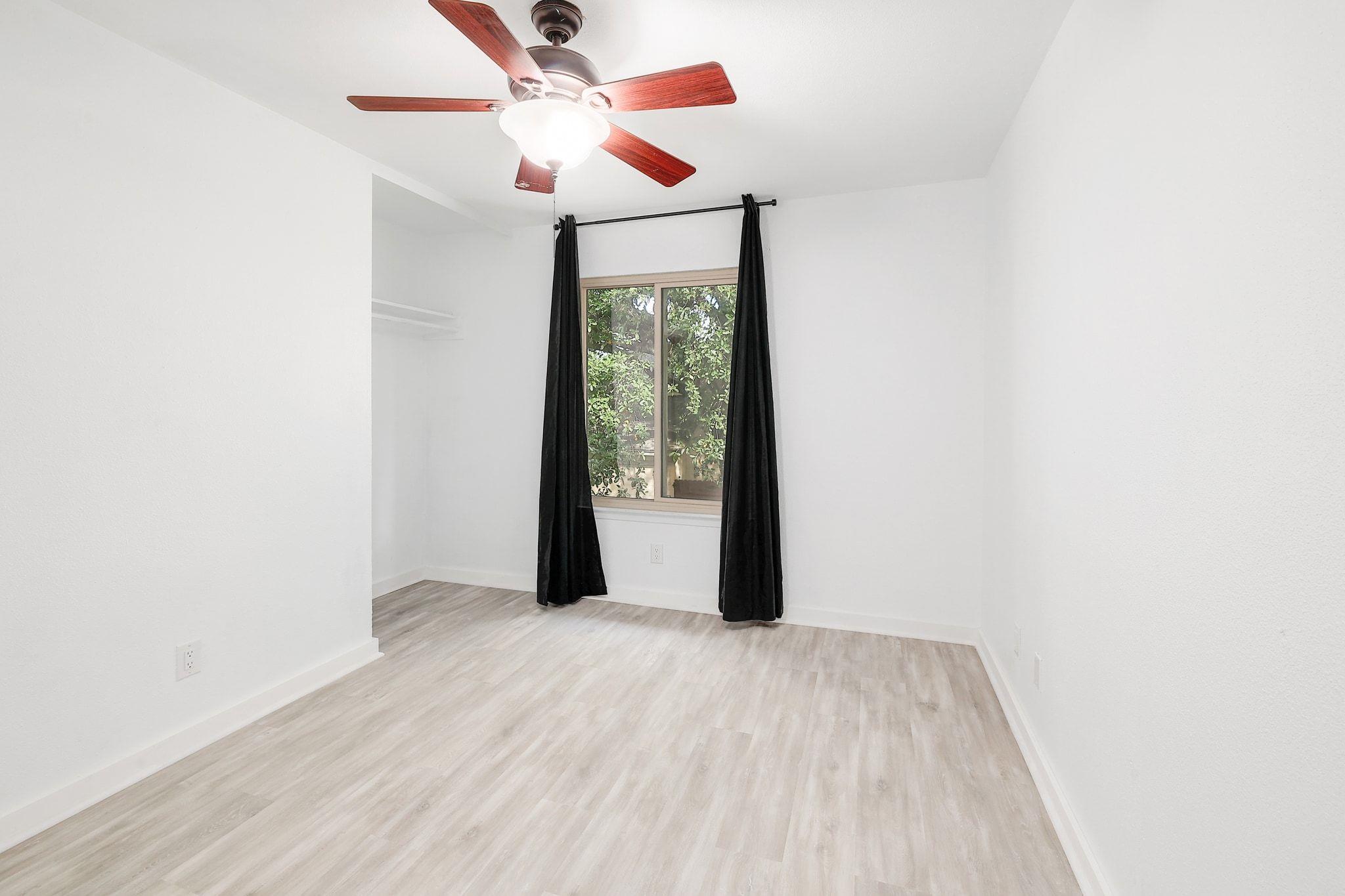 9534 Quail Village LN