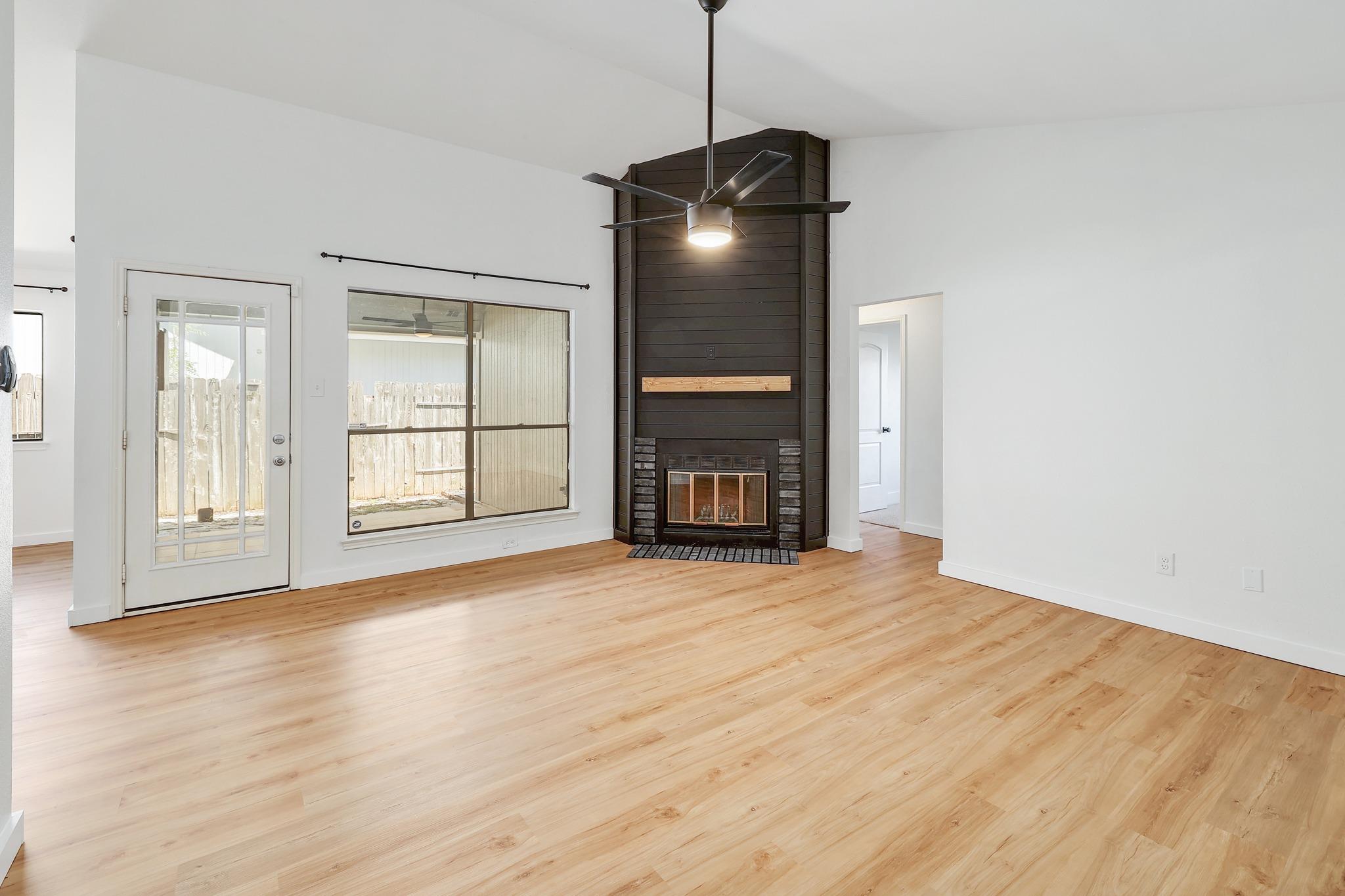 2205 Waterway BND