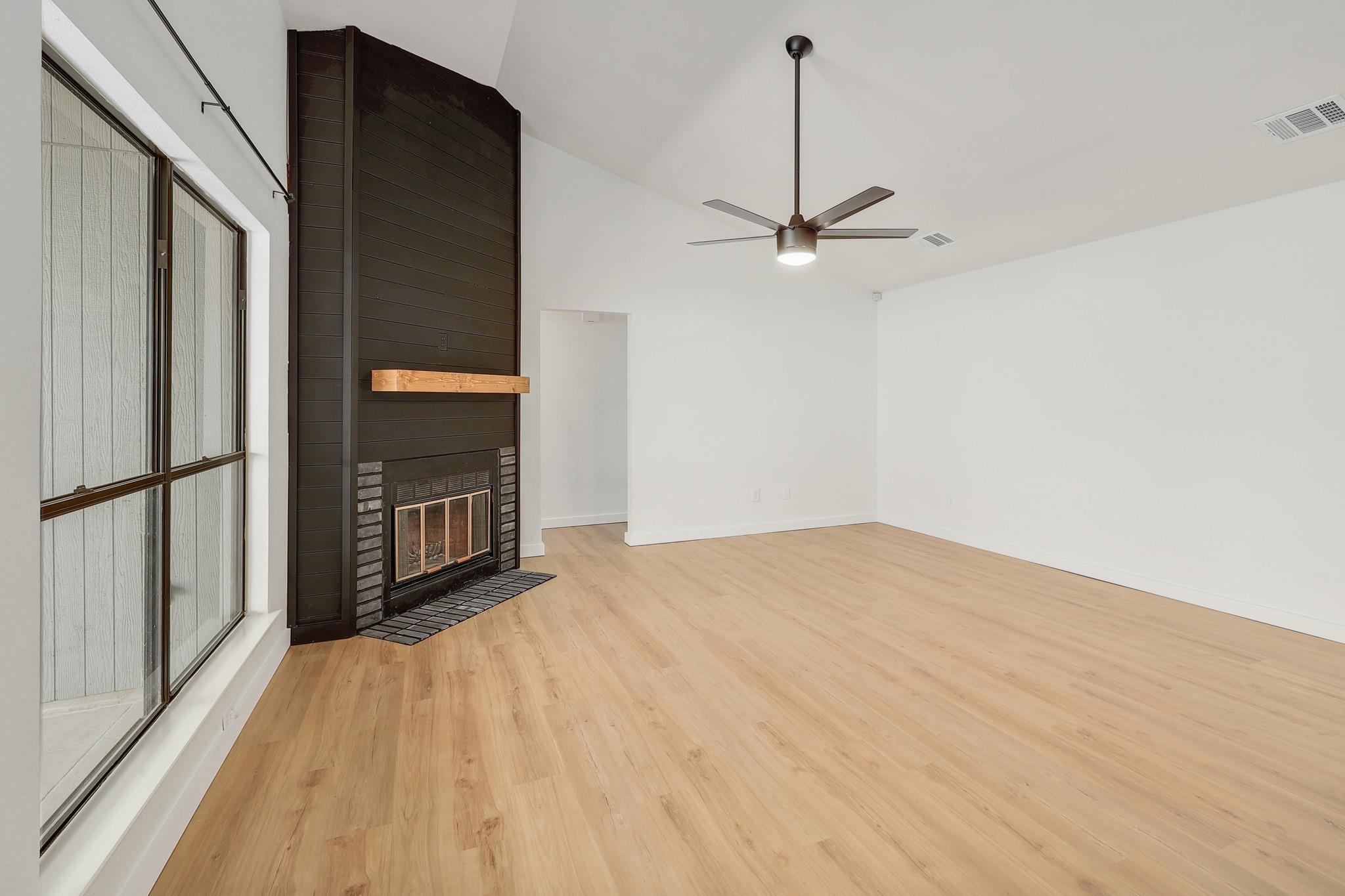 2205 Waterway BND