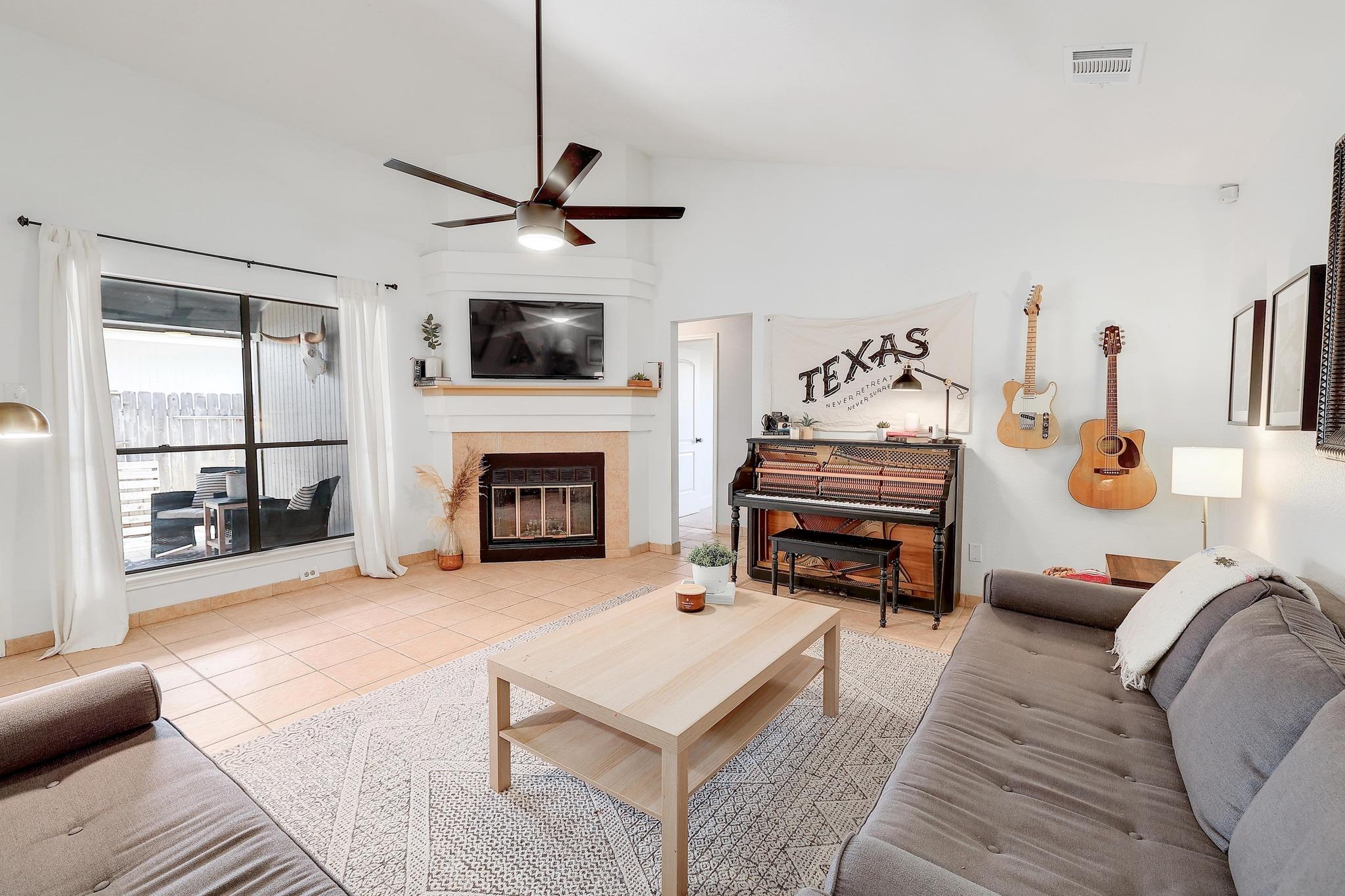 2205 Waterway BND