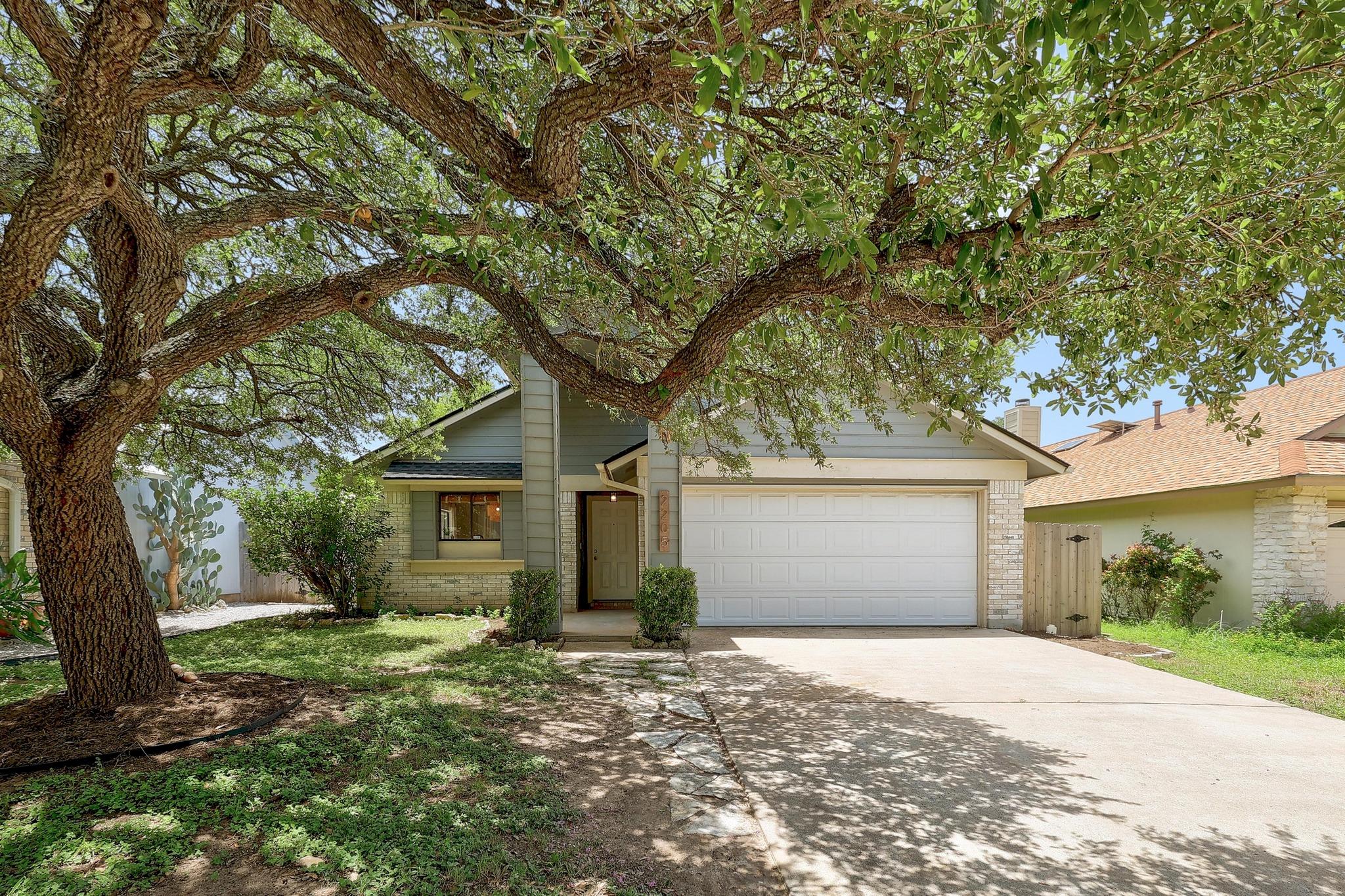 2205 Waterway BND