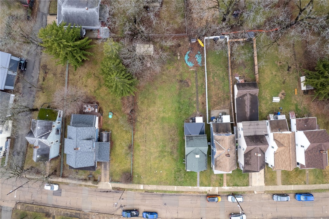 145 Lawrence Ave