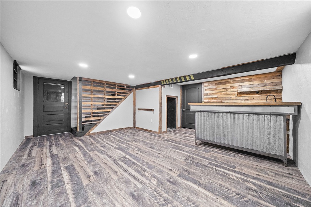 3130 Ridgeway Dr