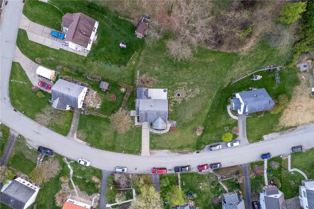 3130 Ridgeway Dr