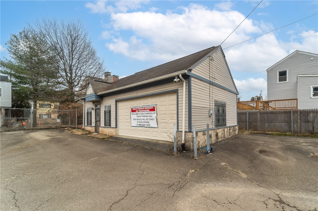 853 Spring Garden Ave
