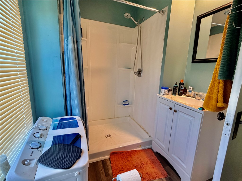 5725 Verona Rd