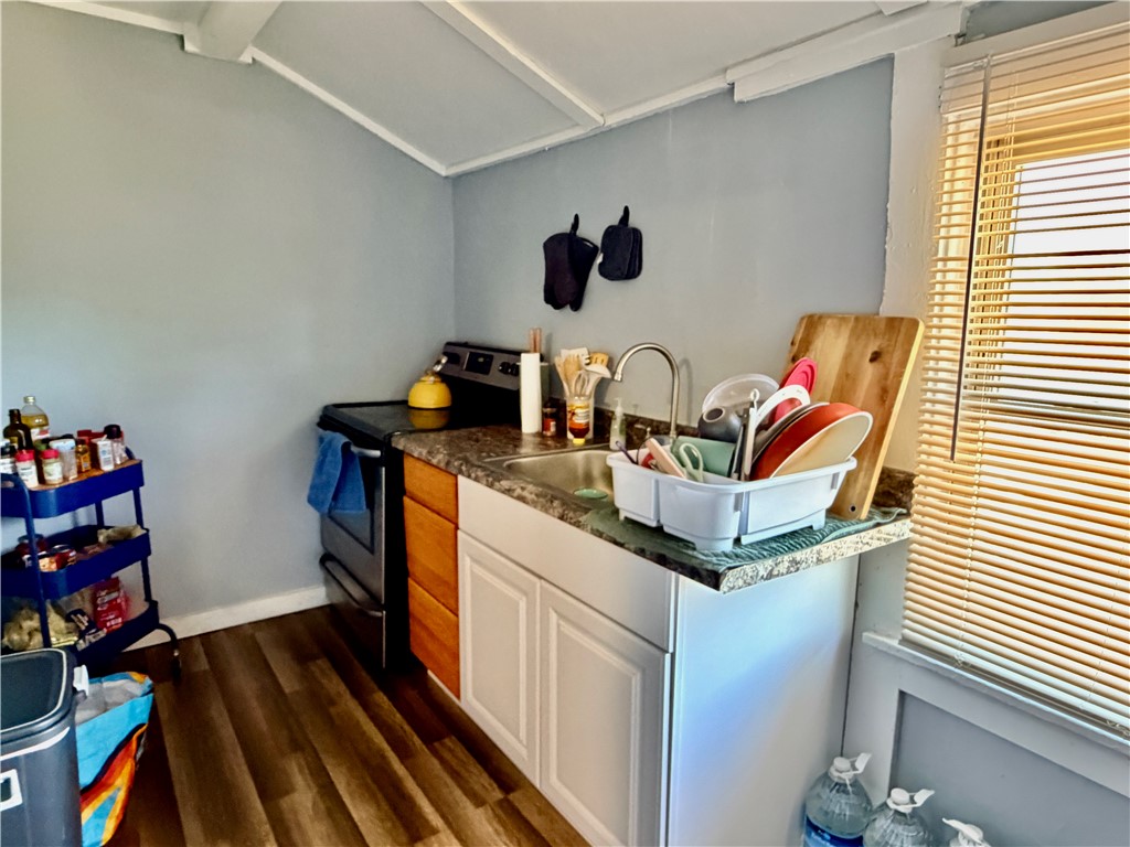 5725 Verona Rd