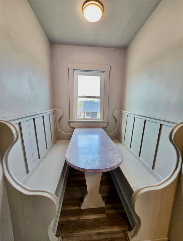 5725 Verona Rd