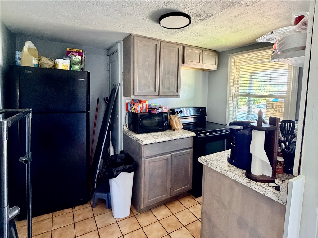 5725 Verona Rd