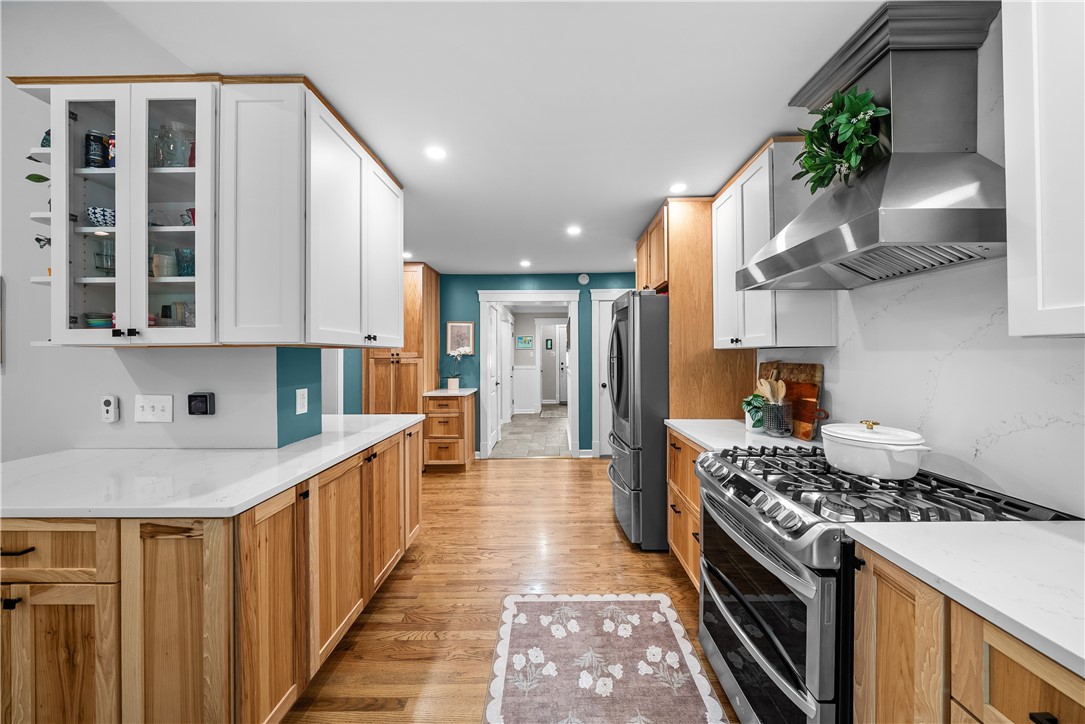 179 Inglewood Dr