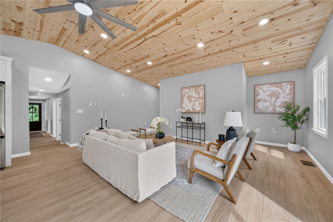 54 Sherlock Cir