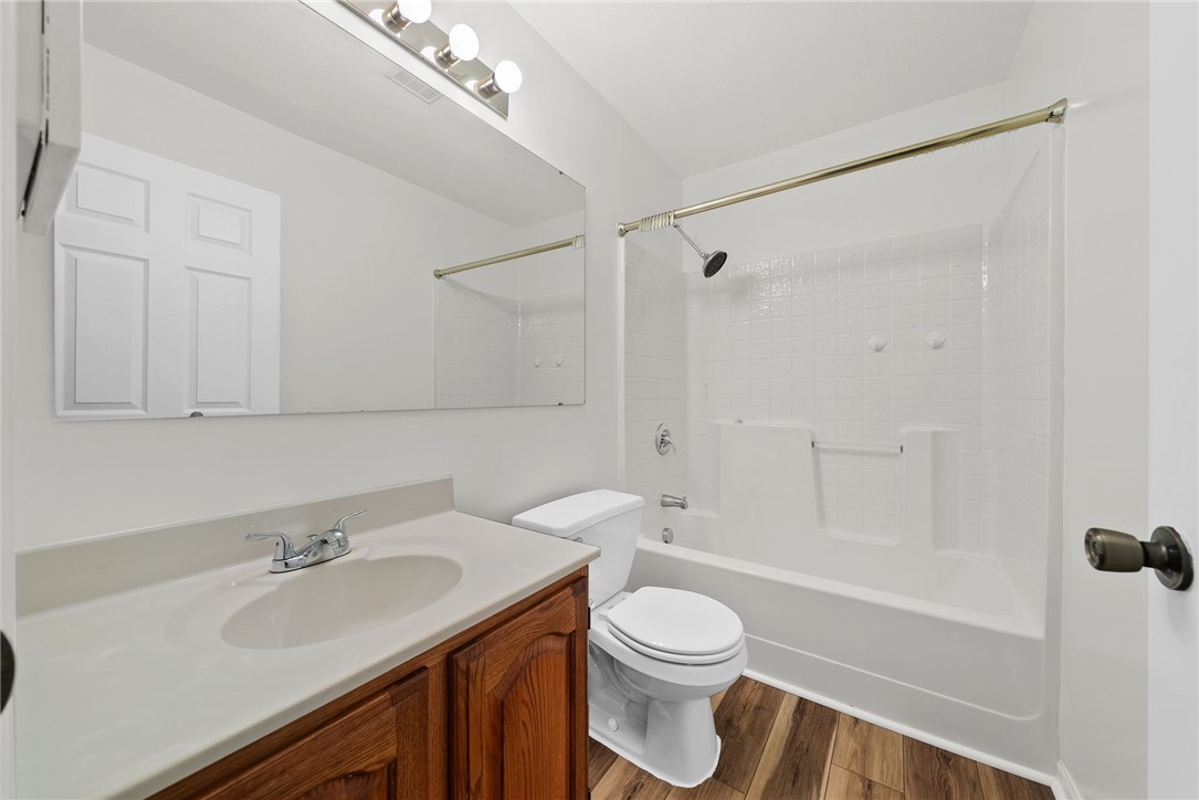 1136 Arrowhead Dr