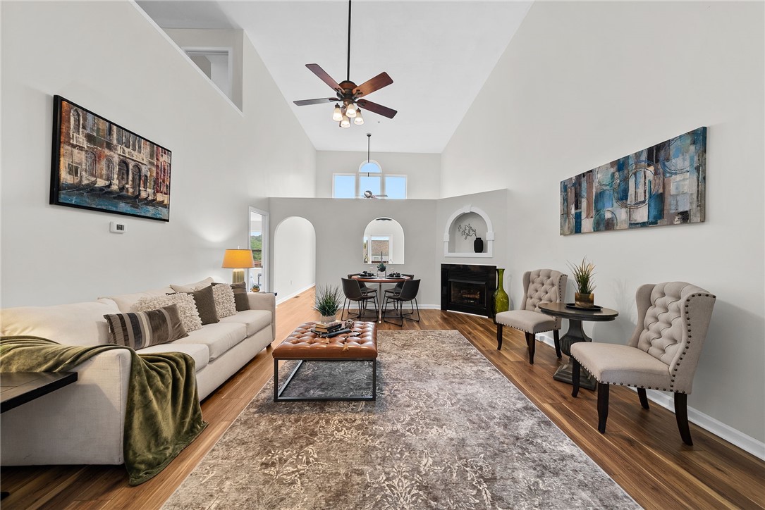 1136 Arrowhead Dr