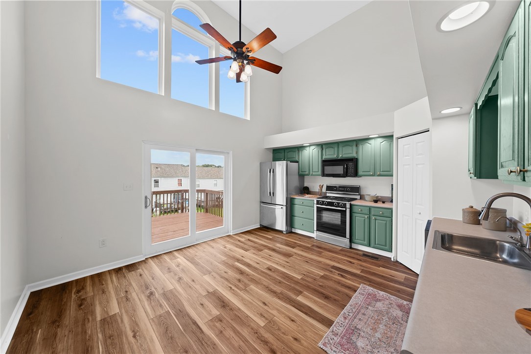 1136 Arrowhead Dr