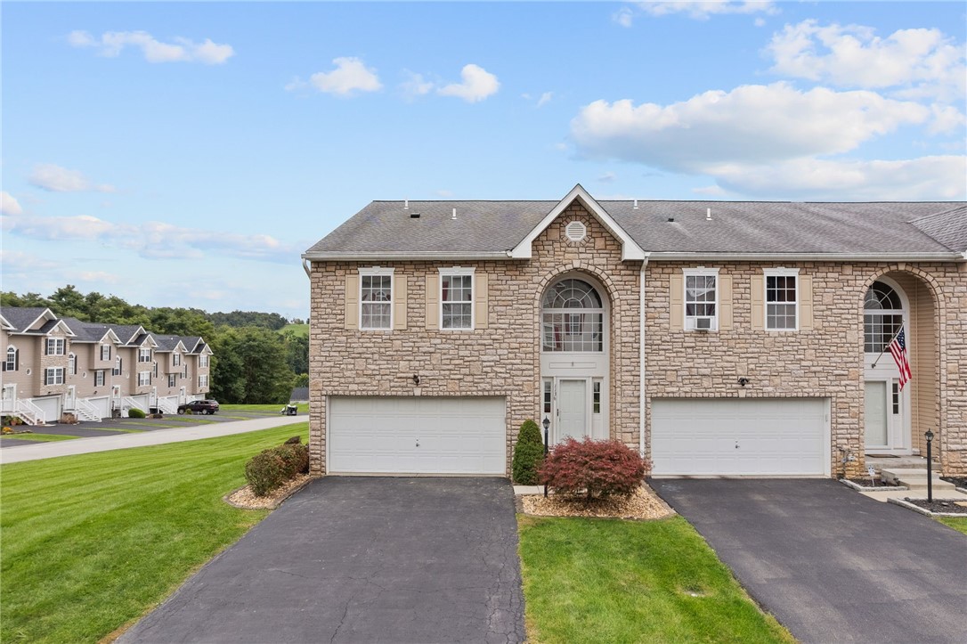 1136 Arrowhead Dr