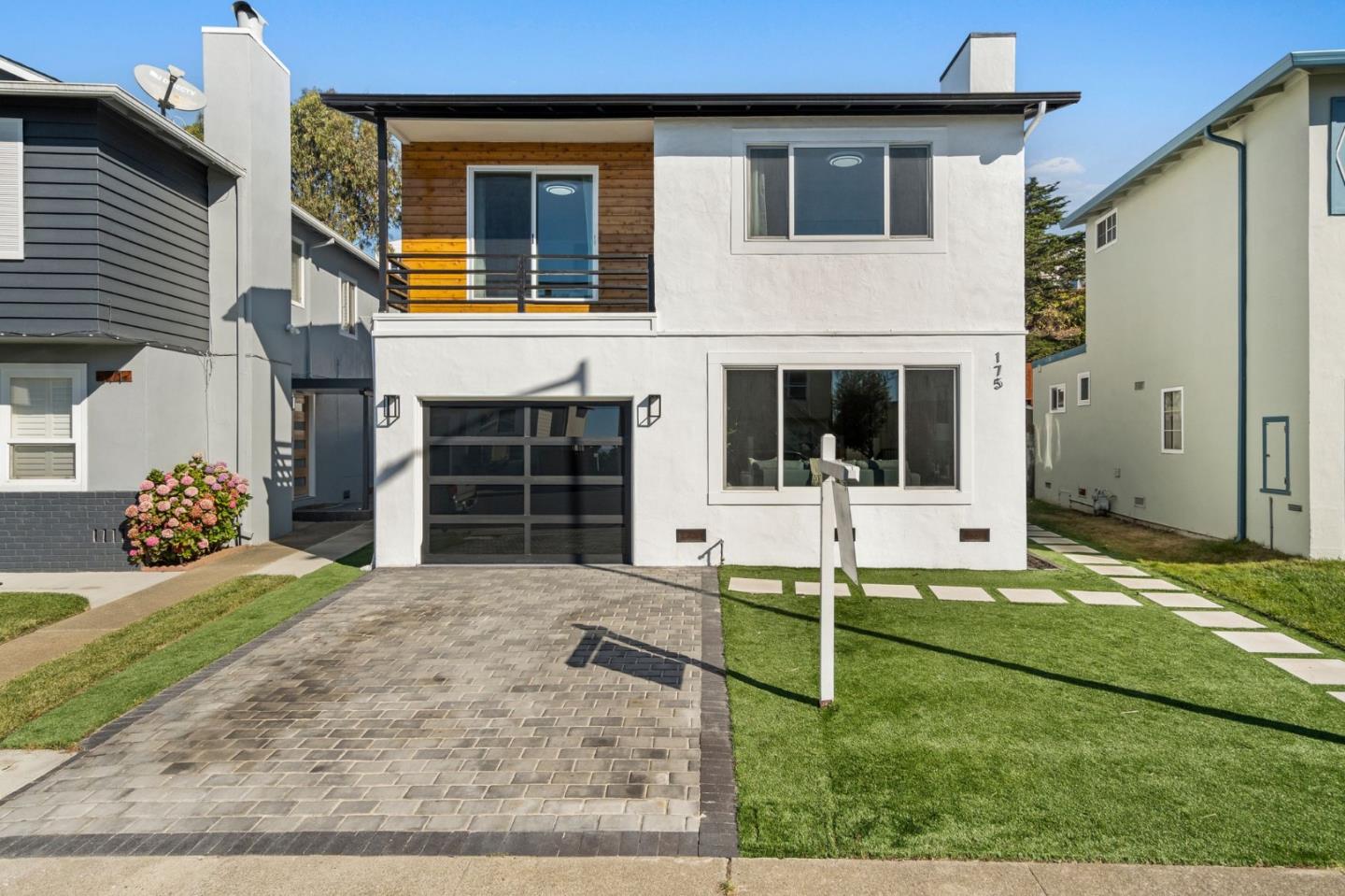 175 Beachview AVE