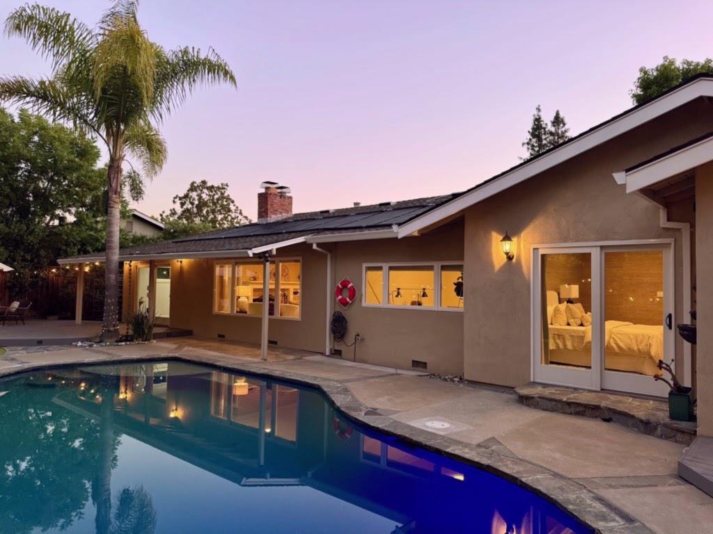 1869 Walnut Drive