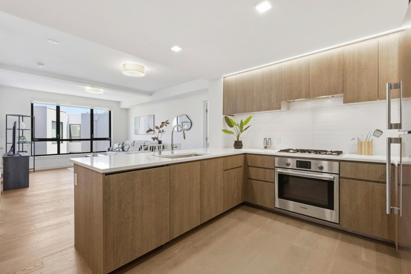 1300 22nd ST 413