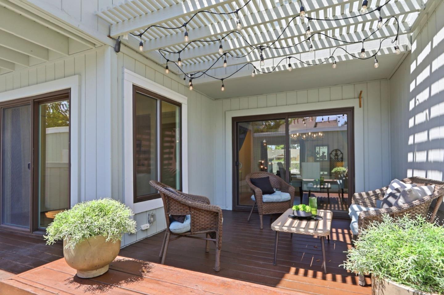 213 Ortega AVE