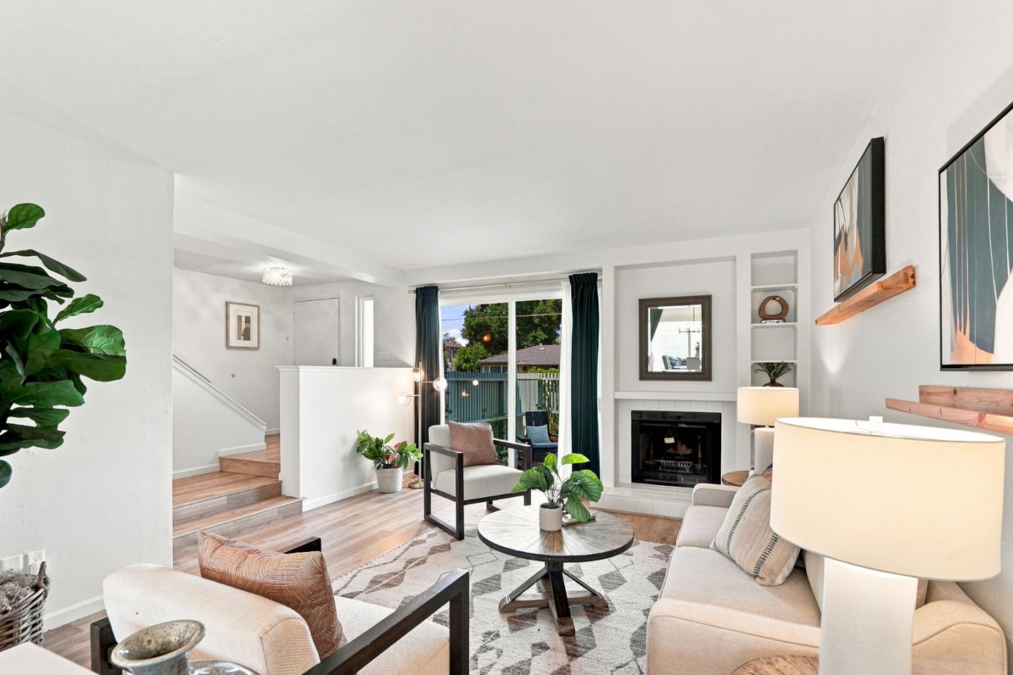 213 Ortega AVE
