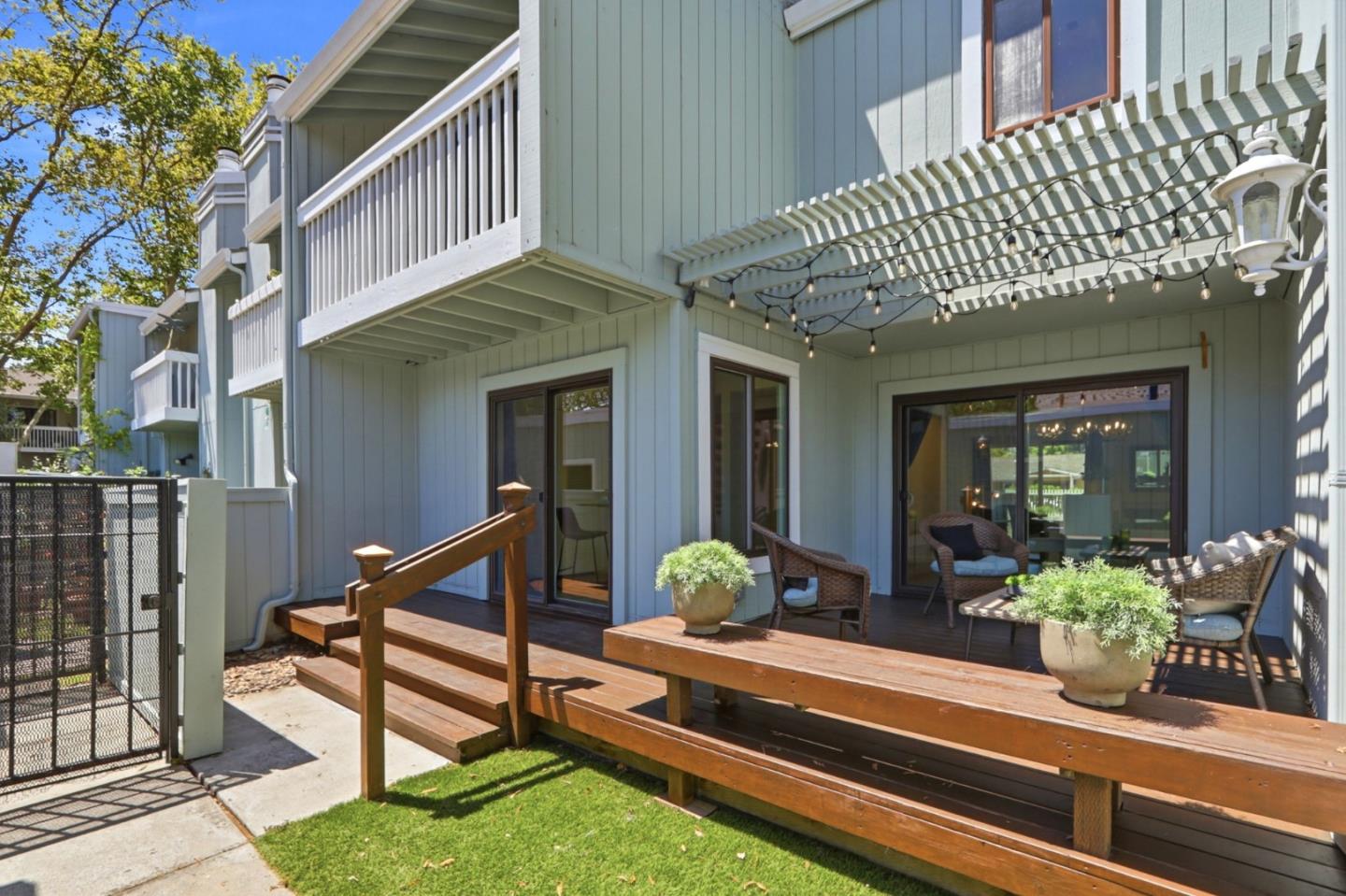 213 Ortega AVE