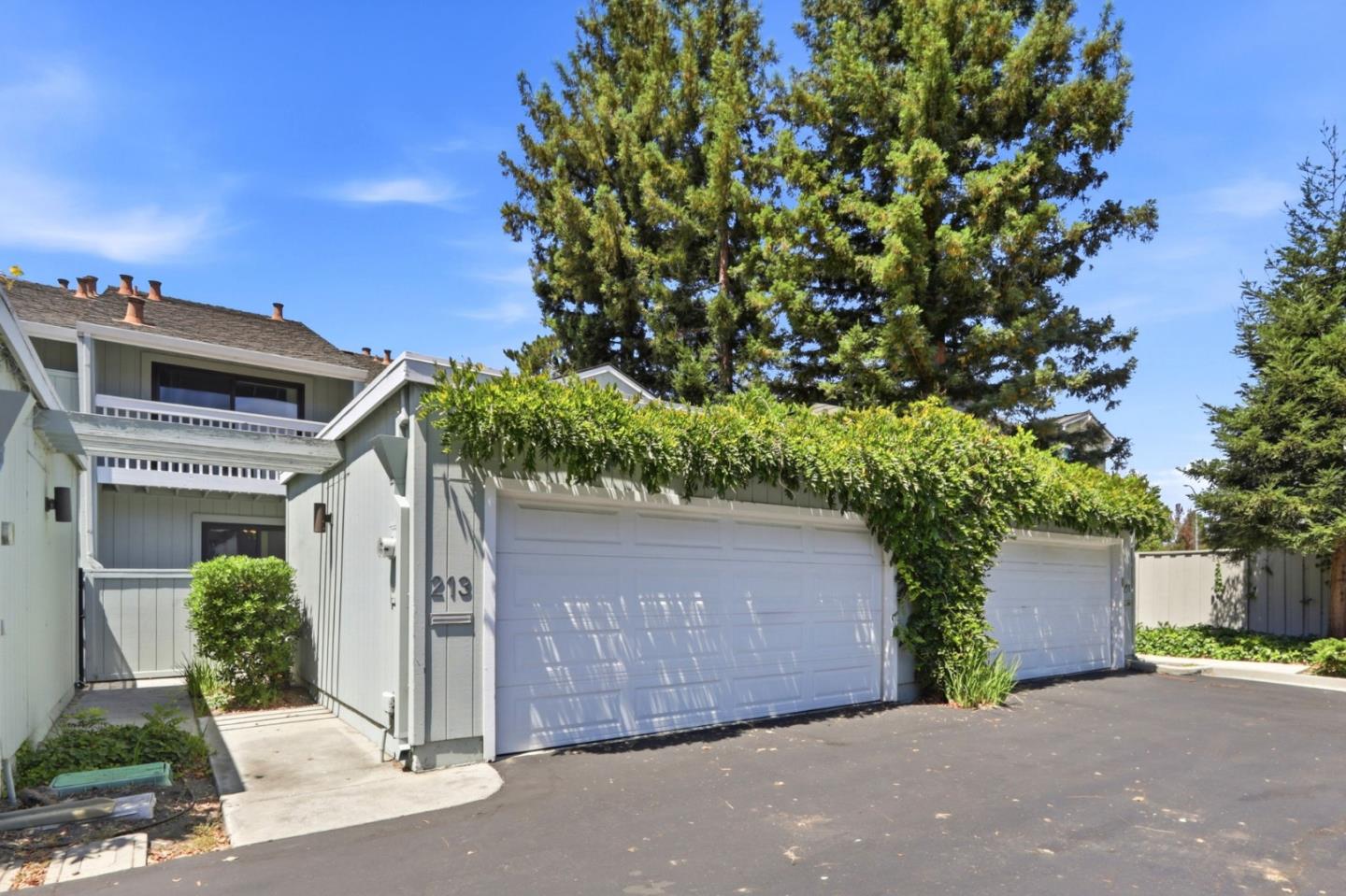 213 Ortega AVE
