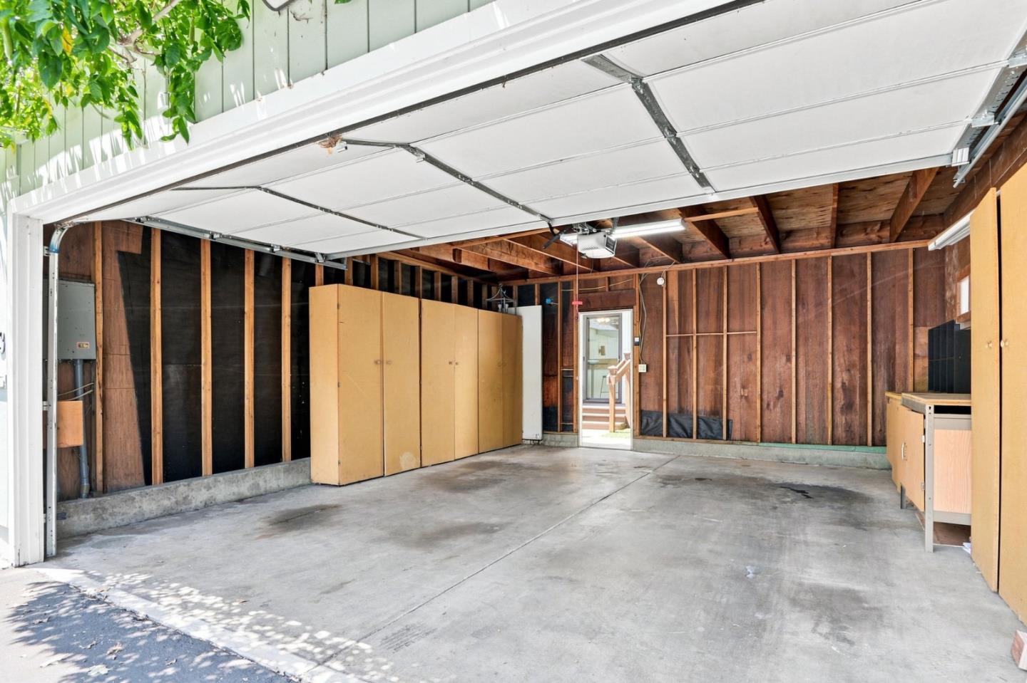 213 Ortega AVE