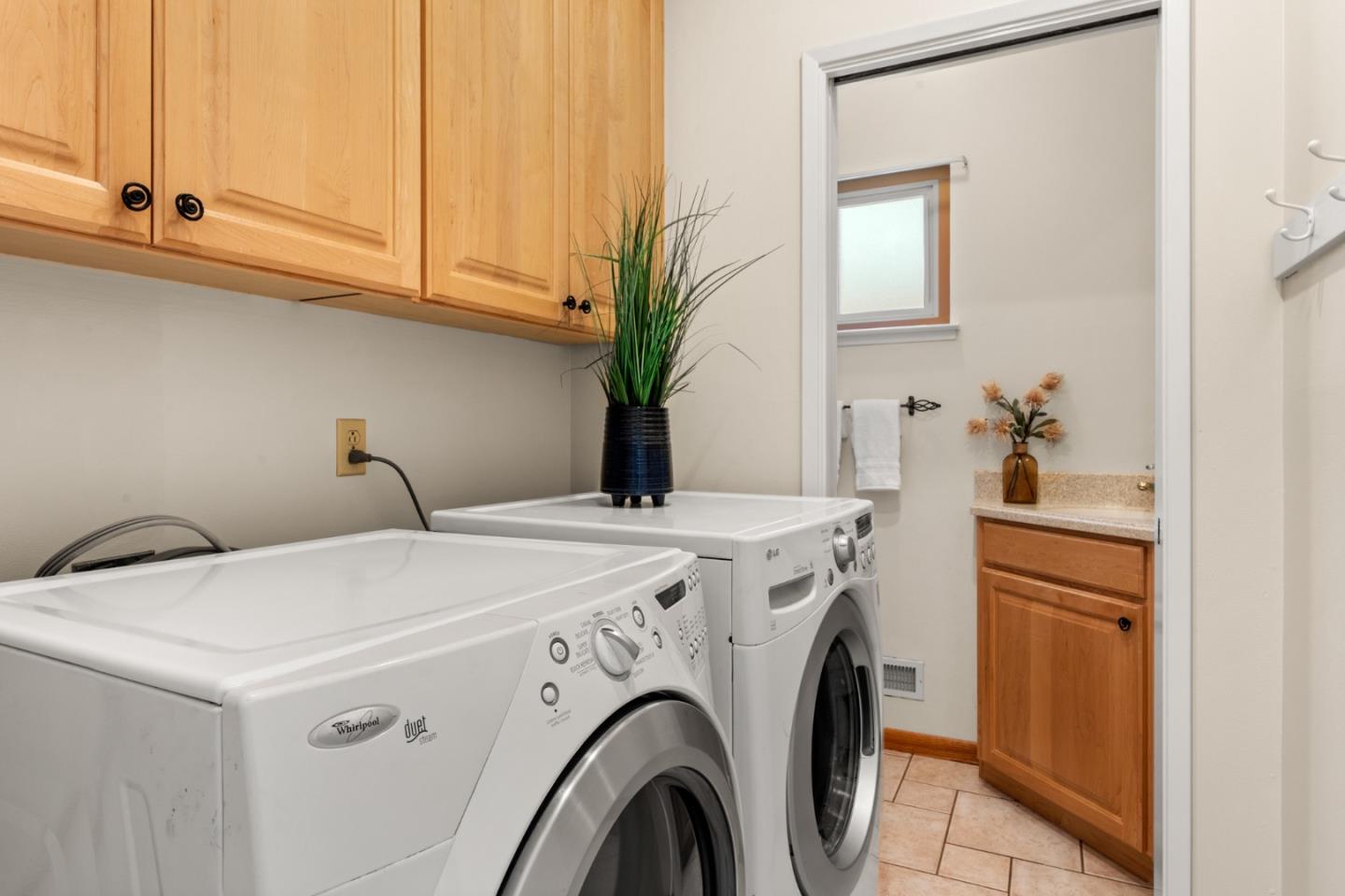 11108 Sutherland Avenue