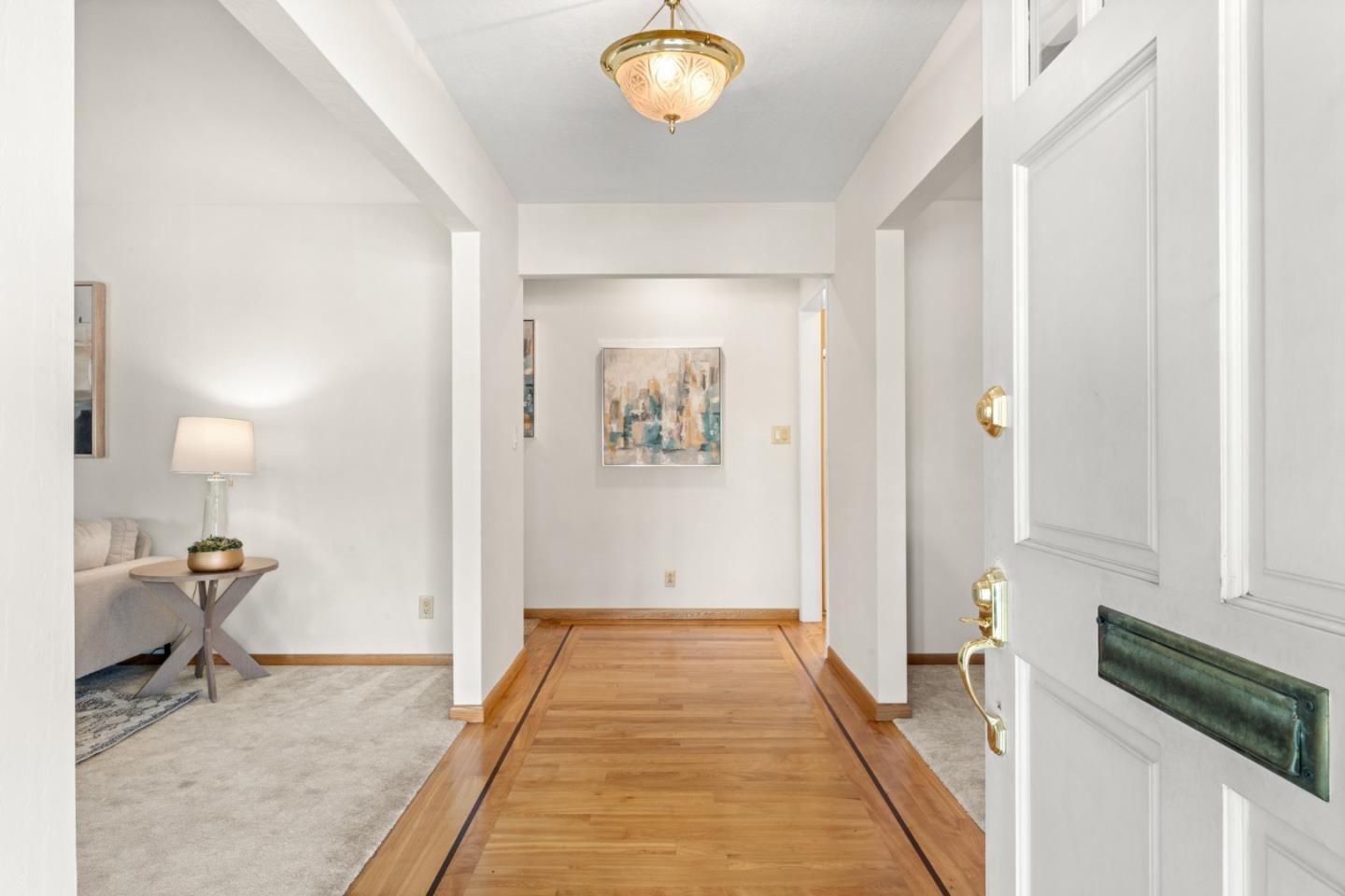 11108 Sutherland Avenue