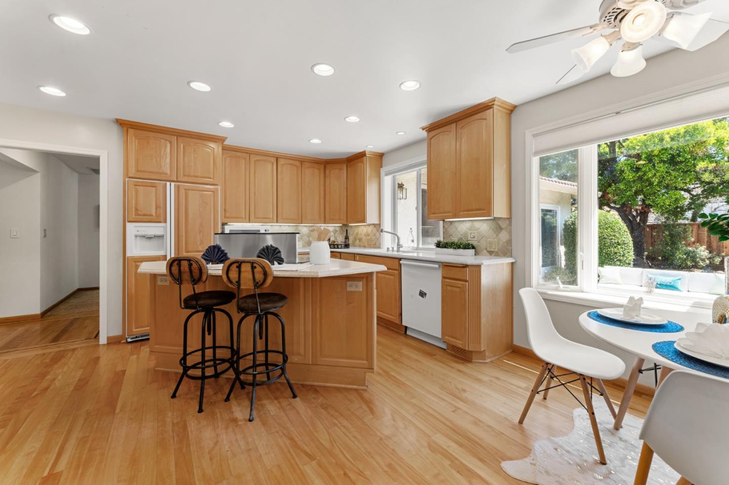 11108 Sutherland Avenue