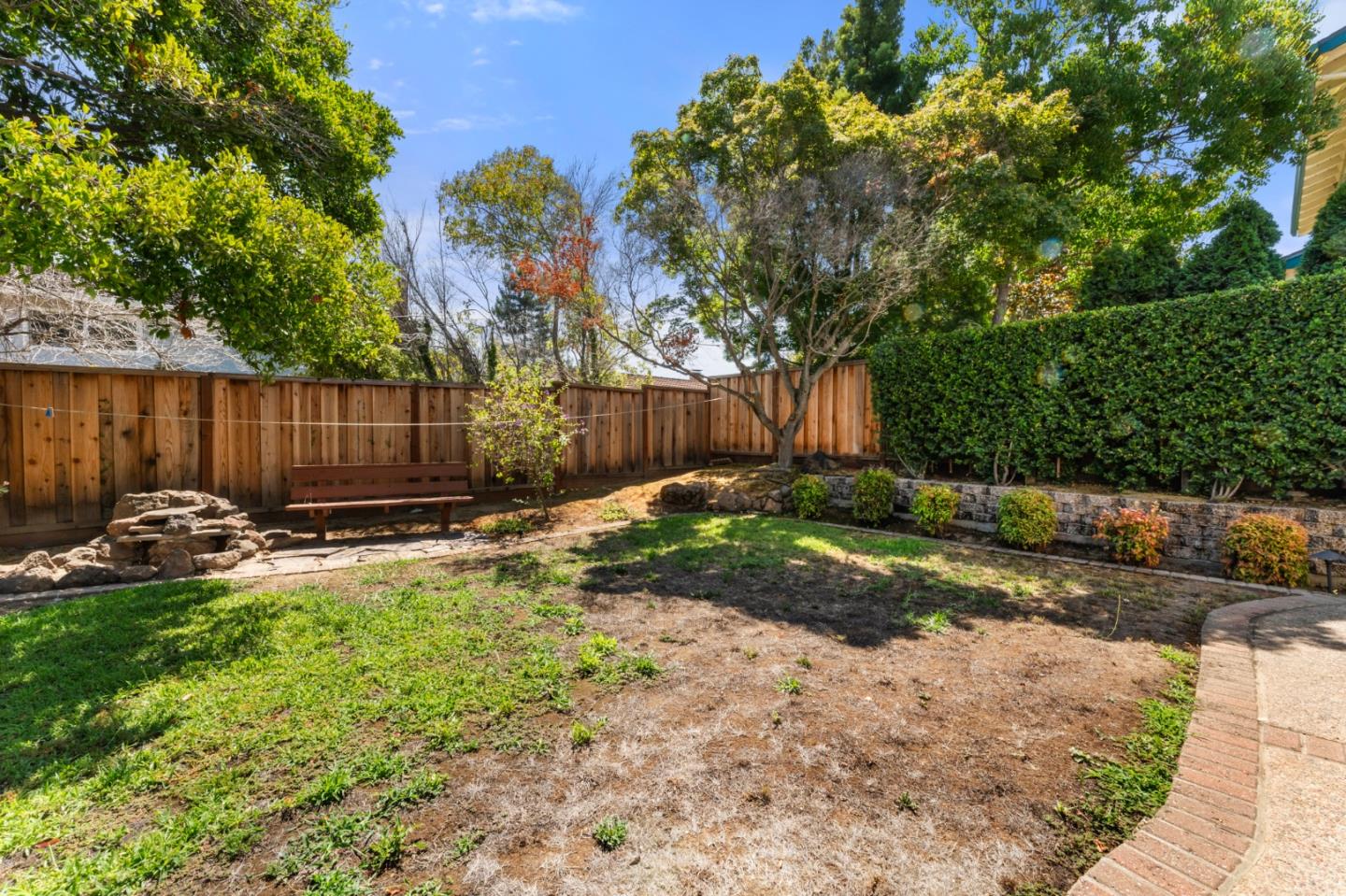 11108 Sutherland Avenue