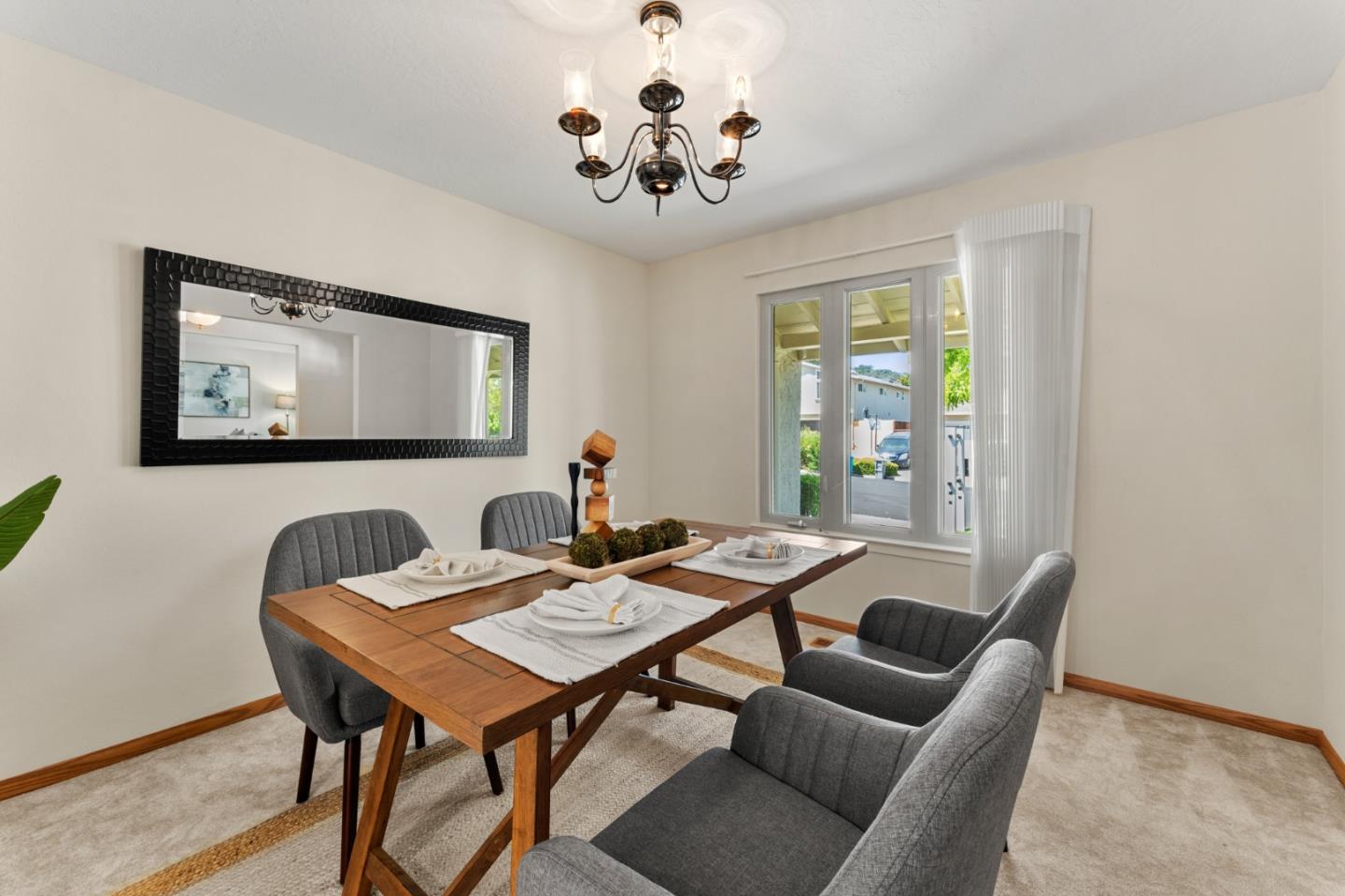 11108 Sutherland Avenue