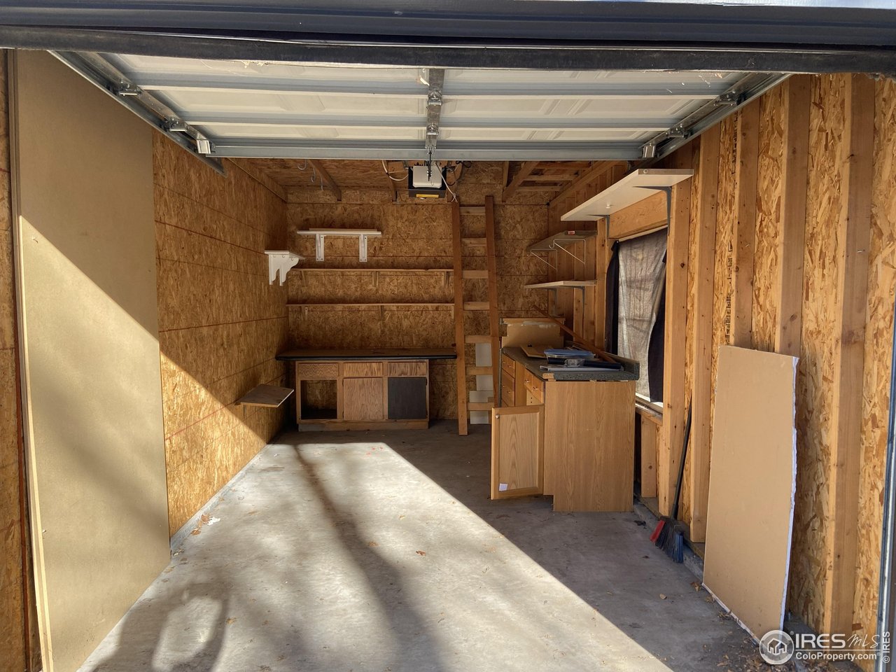 860 W Moorhead Cir 1-i