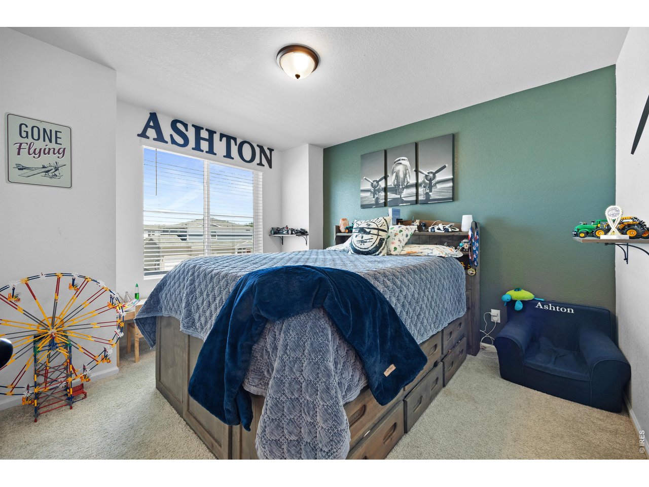 4372 Alderwood Dr