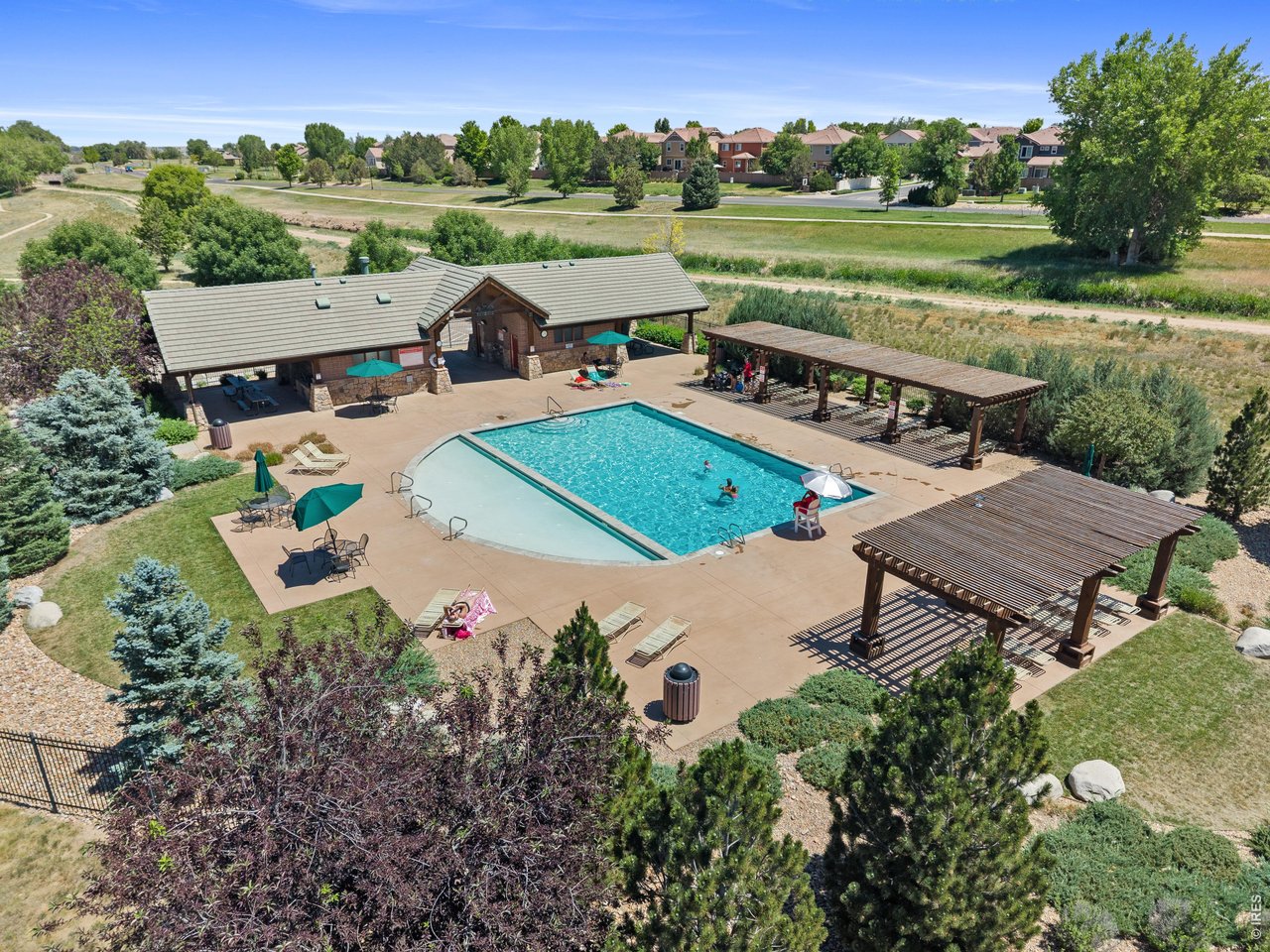 4372 Alderwood Dr