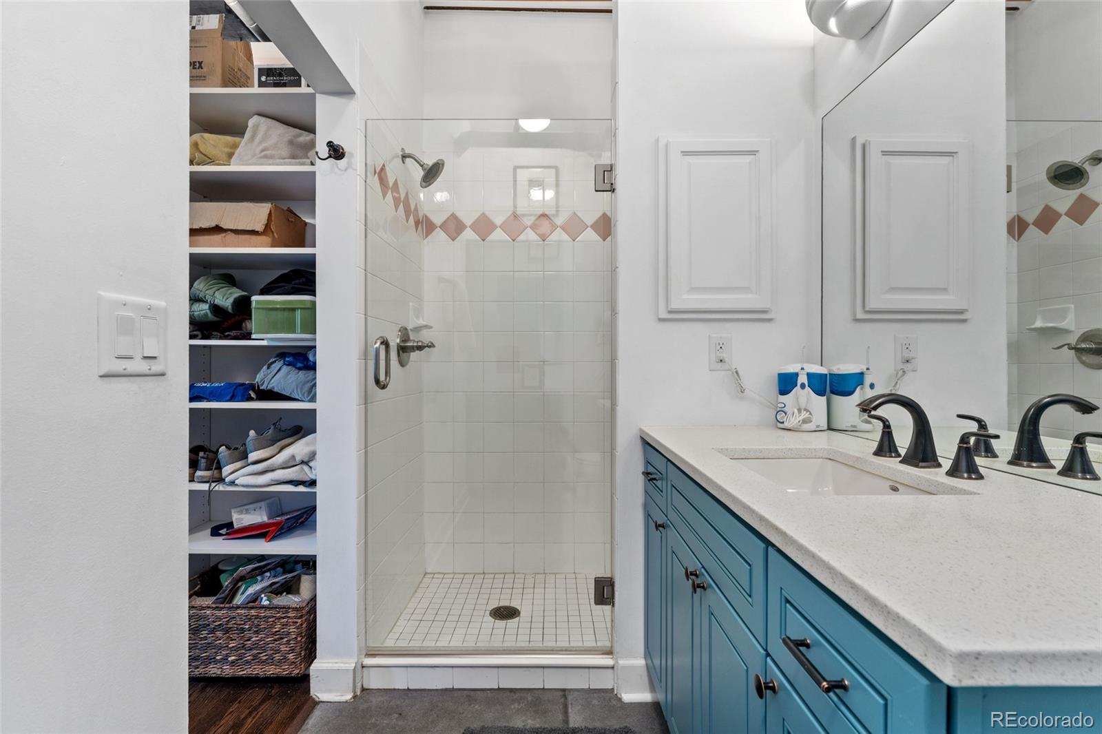 290 W 12th Avenue Unit: 303